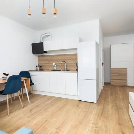 Niepodleglosci 2b By Renters Miedzyzdroje